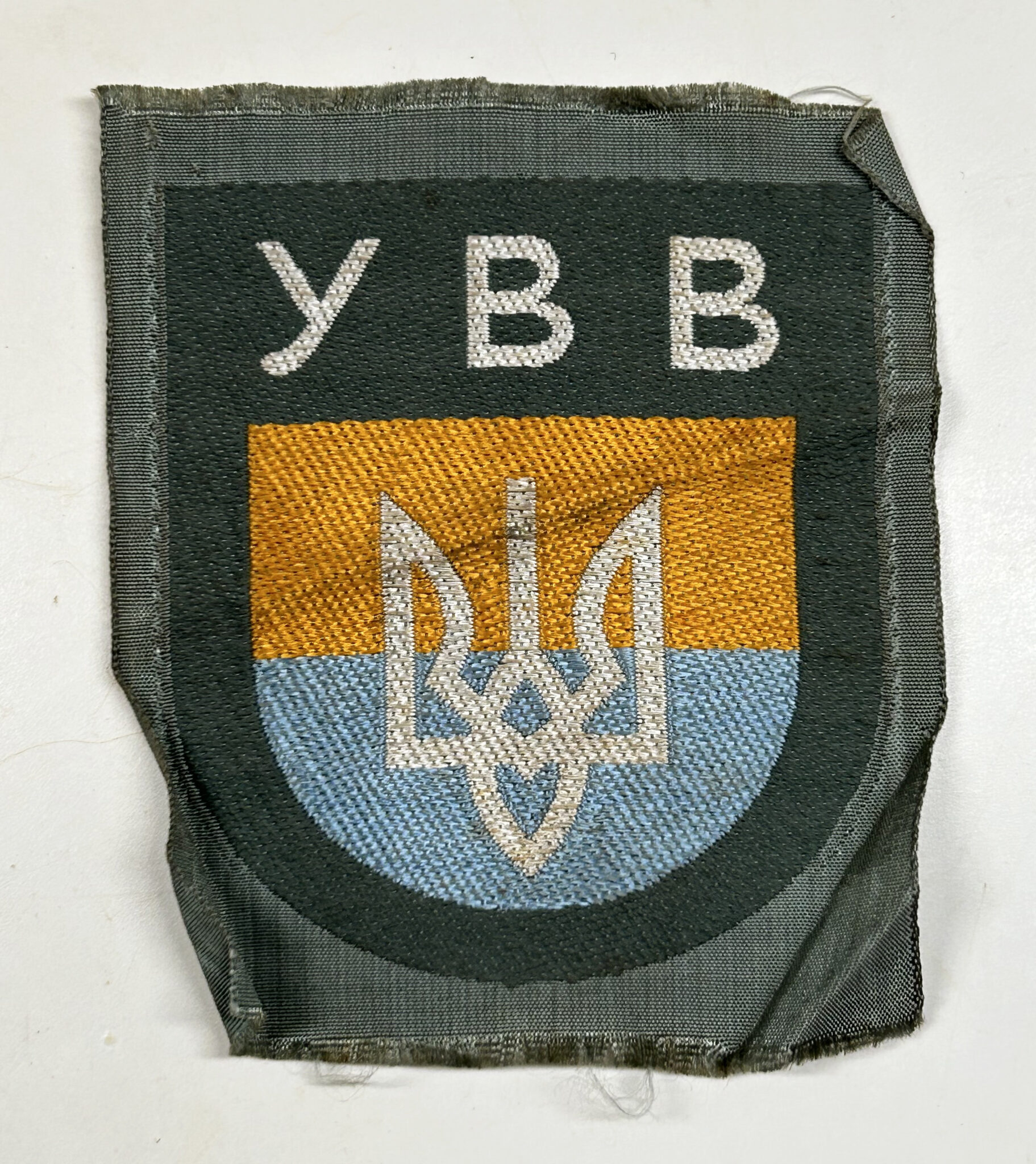 Heer (Army) Ukrainian Volunteer Sleeve Shield in BeVo