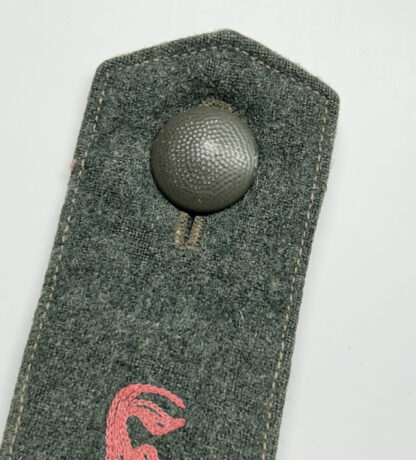 Early M36 Heer (Army) Shoulderboard for Kradschutzen Regiment 1 - Image 3