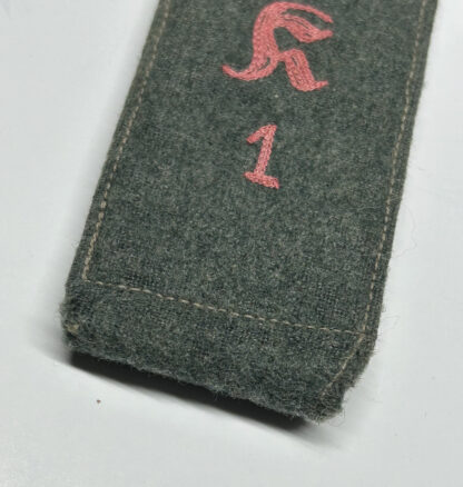 Early M36 Heer (Army) Shoulderboard for Kradschutzen Regiment 1 - Image 4