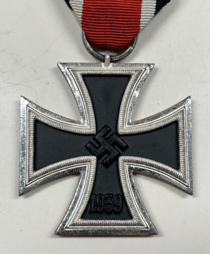 1939 Iron Cross 2nd Class (EK2) – (Walter & Henlein, Gablonz) - Image 2