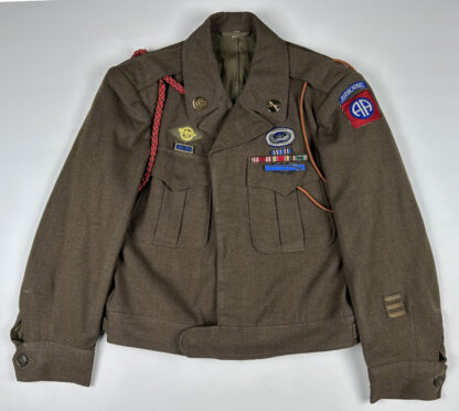 Identified U.S. 82nd Airborne Division, 325th Glider Infantry Regiment Uniform Grouping - Image 6