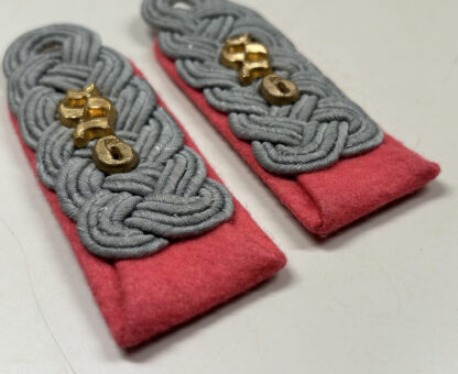 MINT Unissued Set of Panzer Schutzen Regiment '6' Officer Shoulder Boards - Image 3