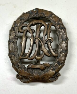 Early DRA Sports Badge - (Wernstein Jena)