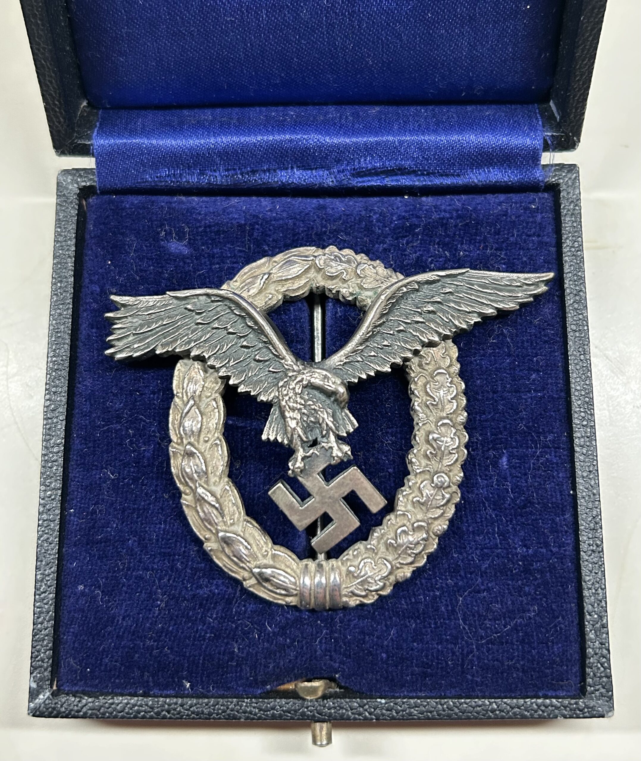RARE Cased Luftwaffe Pilots Badge - (Wilhelm Deumer) - Image 4