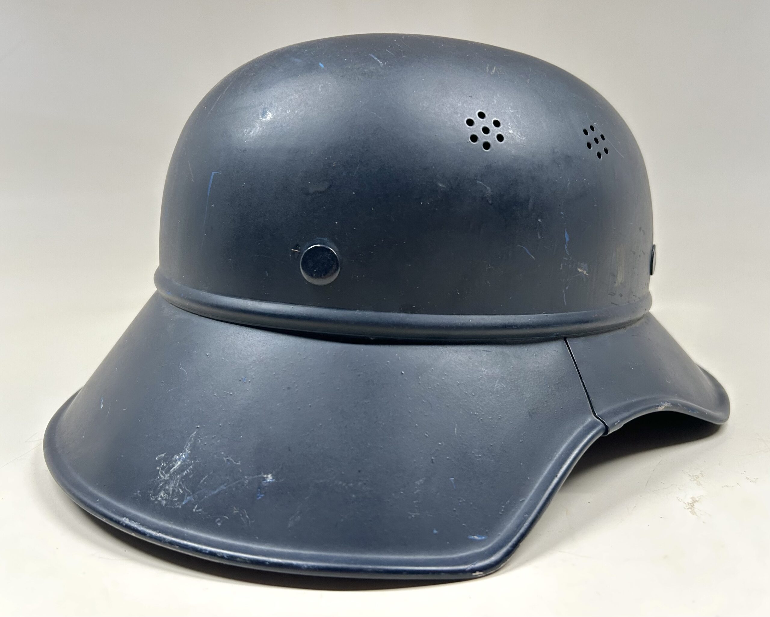 MINTY Complete M38 Luftschutz ‘Gladiator’ Helmet - (Named) - Image 7
