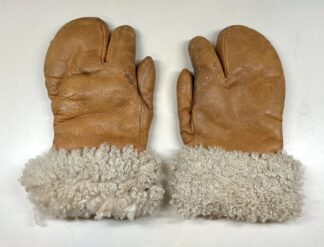 WWII U.S. Army Air Force A-9A Gunner Gloves