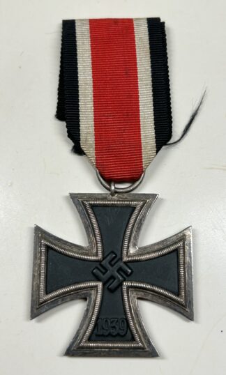 1939 Iron Cross 2nd Class (EK2) - (Arbeitsgemeinschaft der Hanauer, Plaket-ten-hersteller)