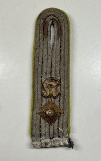 Heer (Army) Shoulderboard for Kradschutzen Panzer Grenadier Officer