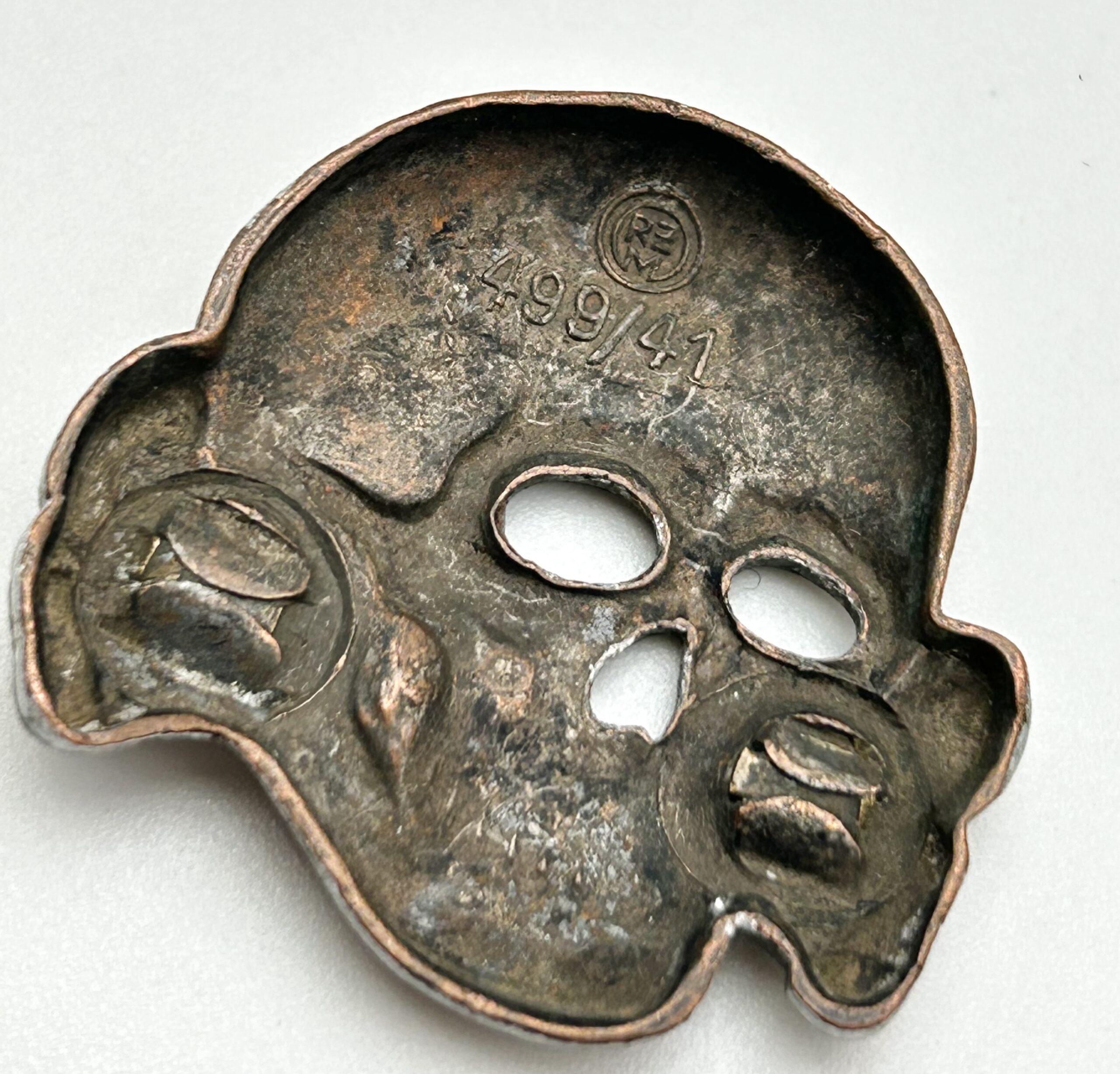 SS Visor Cap Skull “Totenkopf” - (‘499/41’ C.F. Zimmermann) - Image 4