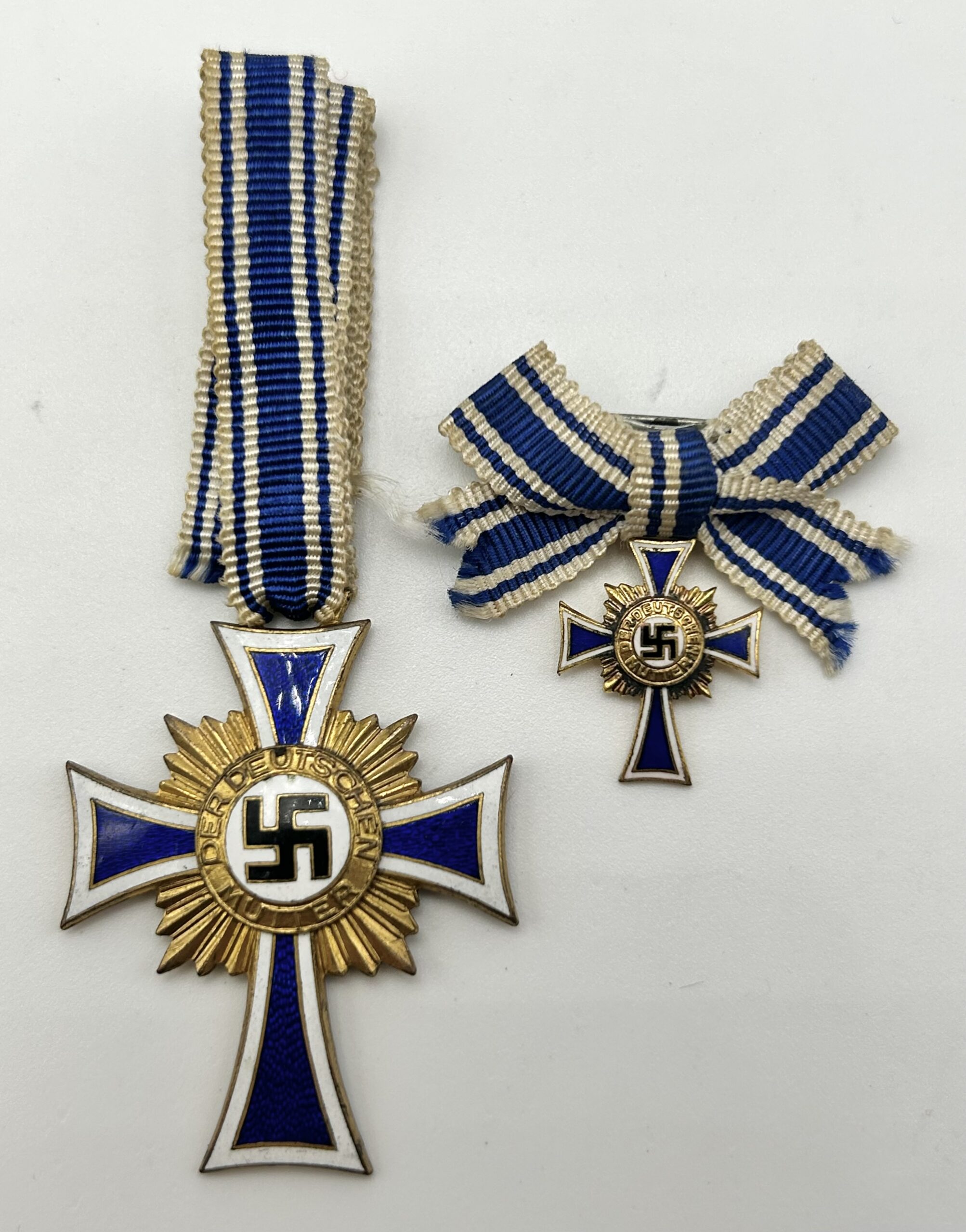 Mother Cross in Gold w/ Miniature - (‘L/11’ Wilhelm Deumer)