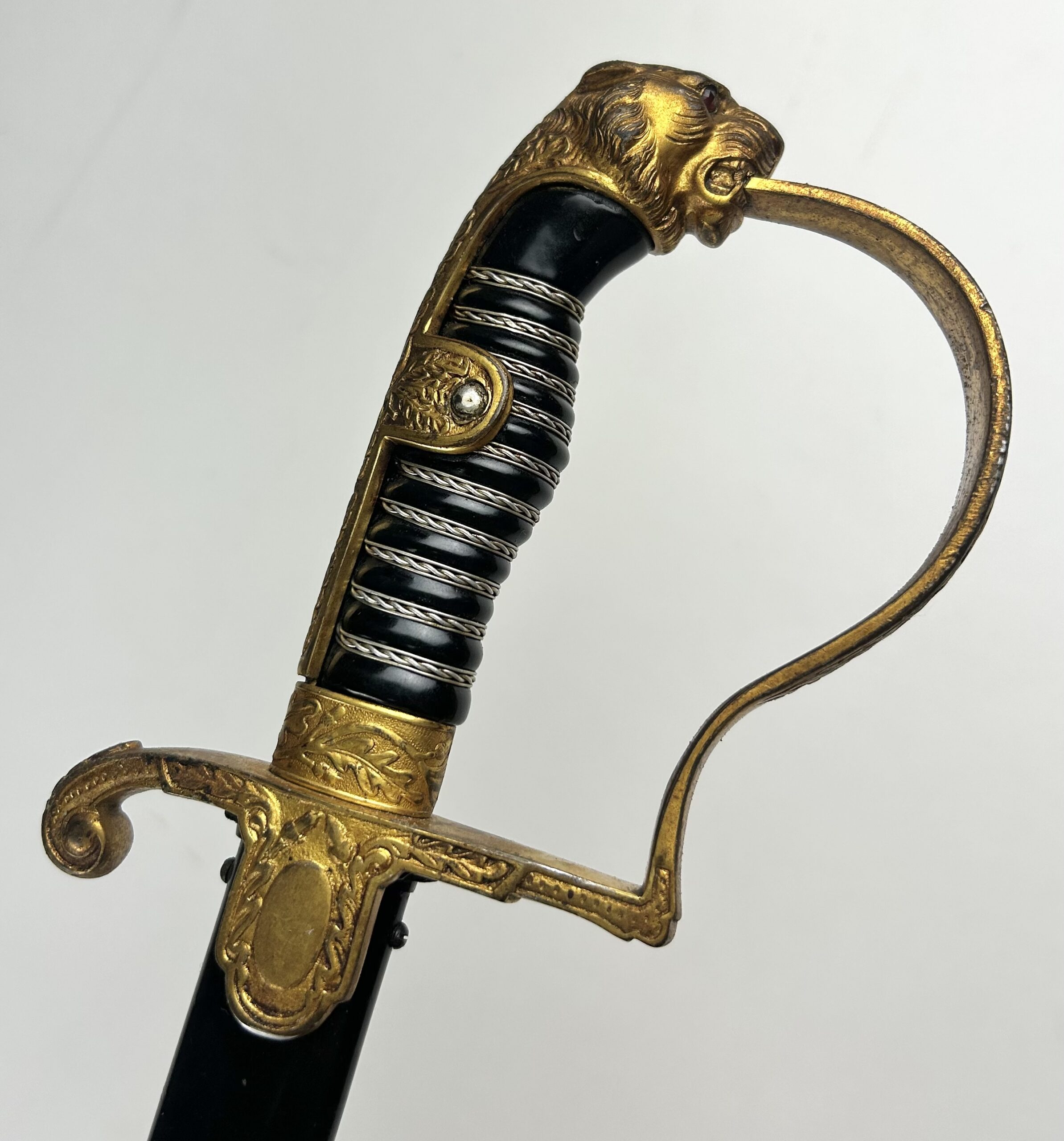 Model 1695 Heer (Army) Officer ‘Lion Head‘ Sword - (Carl Eickhorn) - Image 3