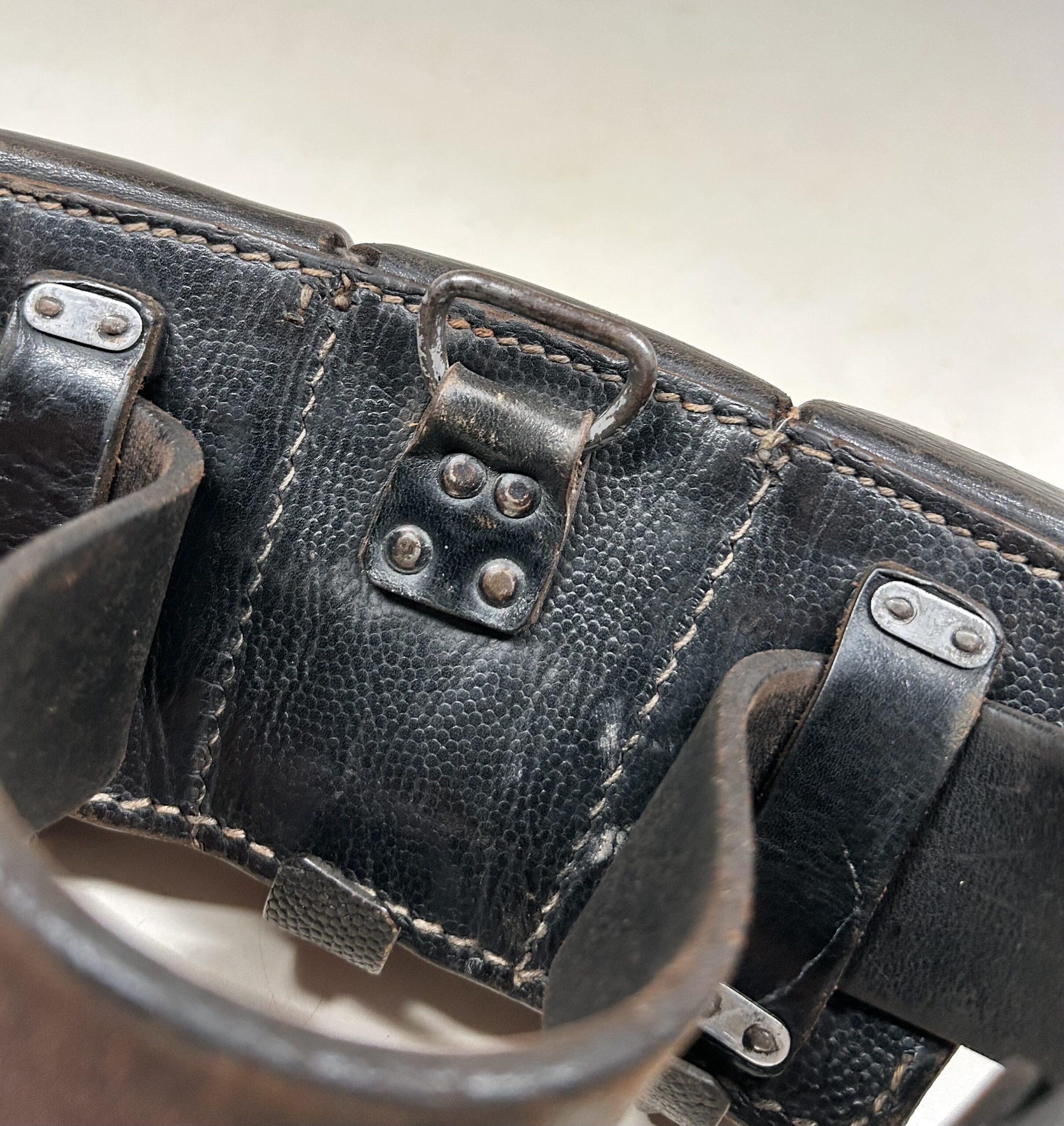 Heer (Army) Belt Set w/ Ammo Pouch - Image 10