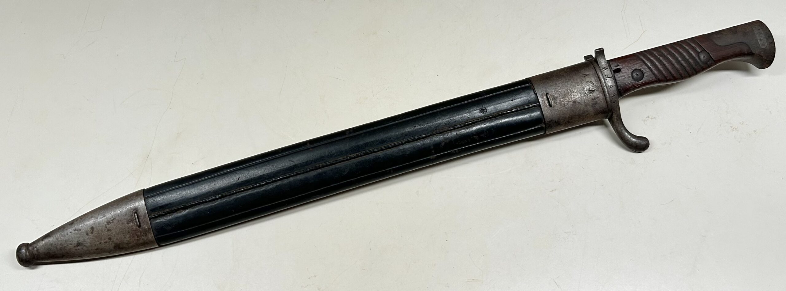 RARE S98/05 “Butchers’ Blade” Bayonet w/ Saw Teeth - Image 2