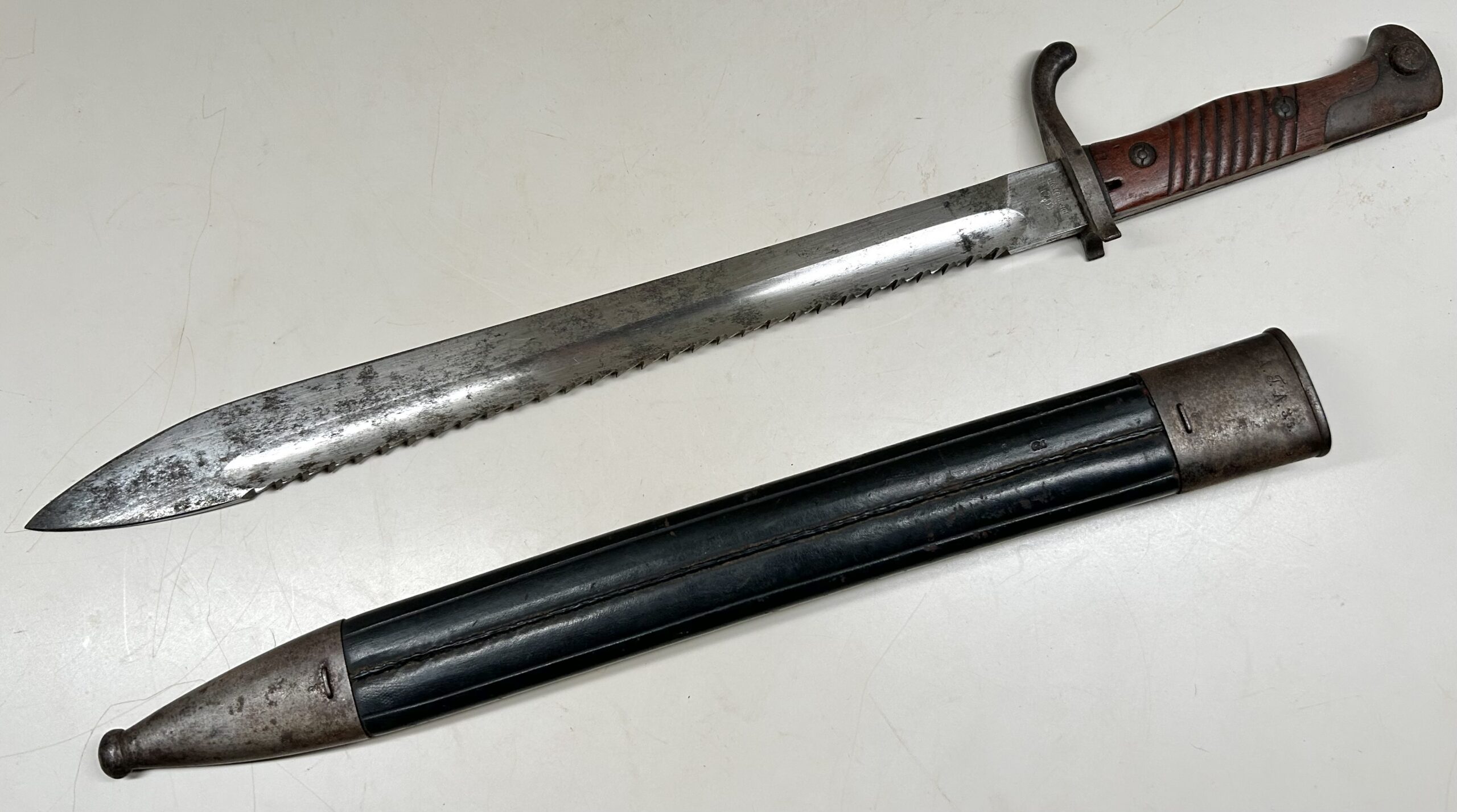 RARE S98/05 “Butchers’ Blade” Bayonet w/ Saw Teeth