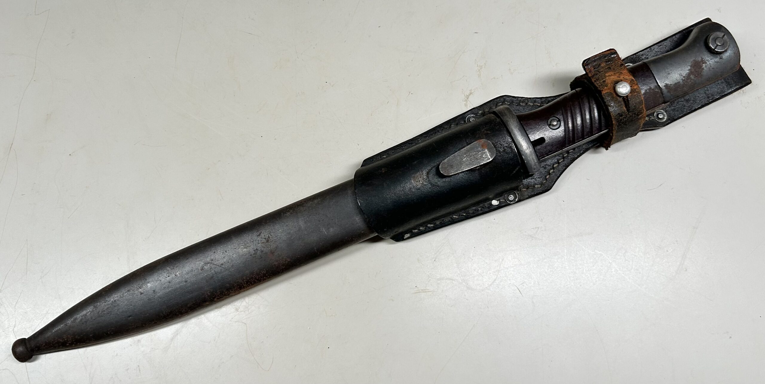 Matching K98 Bayonet w/ Frog - ‘cul’ (Ernst Pack & Söhne) - Image 14