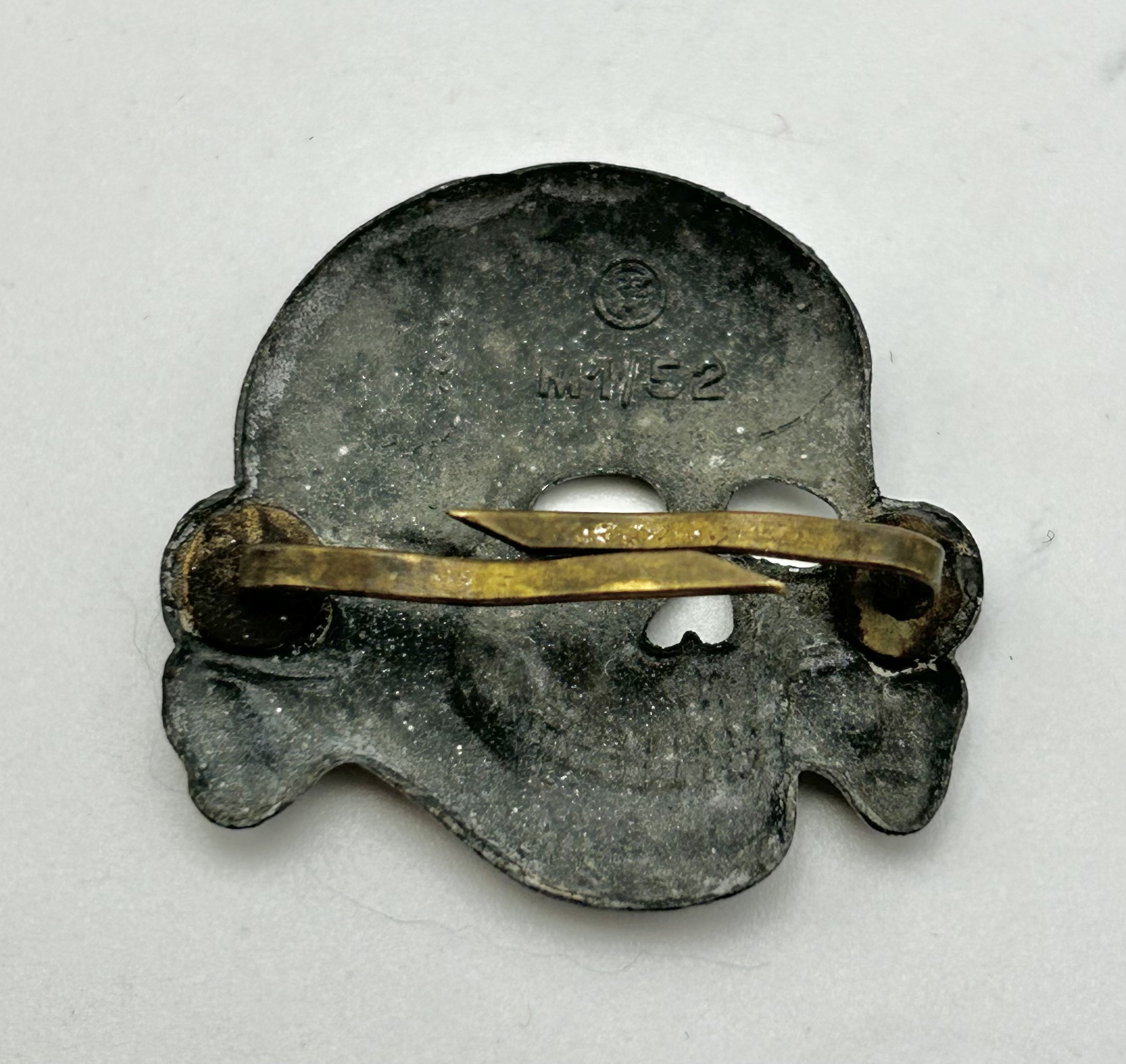 Waffen-SS Visor Cap ‘Totenkopf’ Skull - (RZM M1/52 Deschler & Sohn) - Image 4