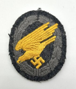 Padded Cloth Fallschirmjäger (Paratrooper) Jump Badge